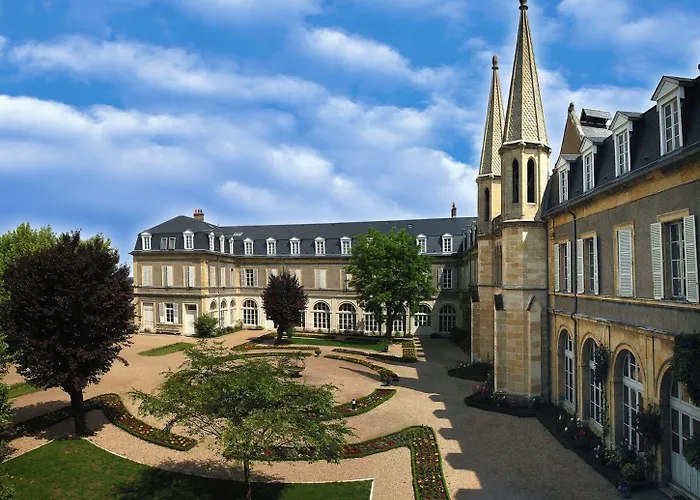 Espace Bernadette SoubirousBB Hotel